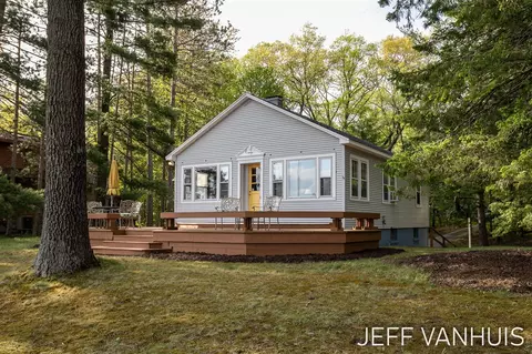 6789 W 76th, Baldwin, MI 49304 photo 2