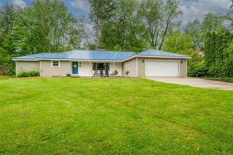 1402 Niles Buchanan, Niles, MI 49120