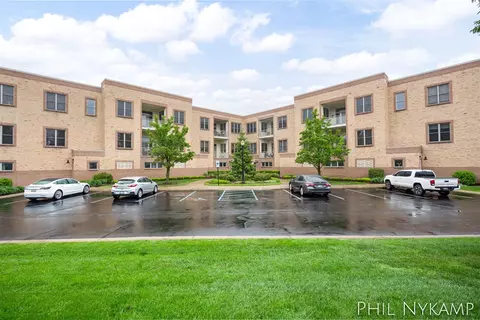 29 E 6th #304, Holland, MI 49423