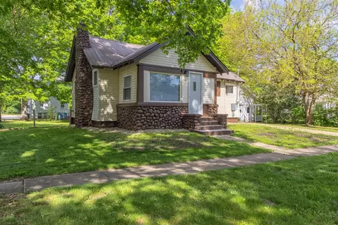 116 S Adams, Lawton, MI 49065