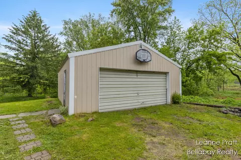 Other - 2078 E Bristol, Dowling, MI 49050 photo 3 of 5