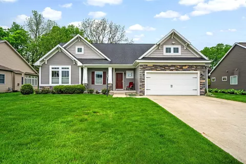 21069 Diamond Hbr, Cassopolis, MI 49031