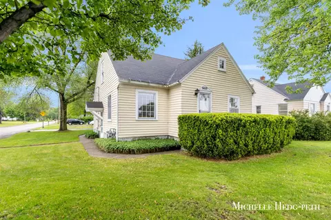 6620 Division, Grand Rapids, MI 49548