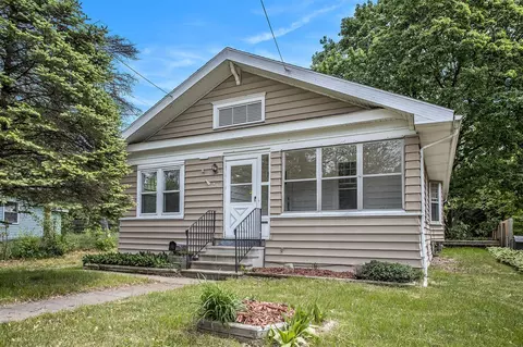 40 Eldredge, Battle Creek, MI 49037