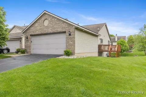 2622 W Highland Vw #16, Grand Rapids, MI 49506