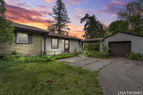 1820 130th, Hopkins, MI 49328