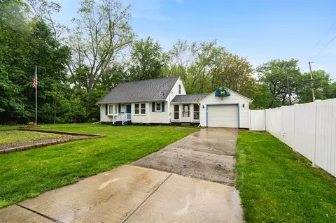 Exterior - 210 E Palmer, Jackson, MI 49203 photo 3 of 13