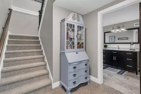 Entry Way - 4996 Nantucket, Jackson, MI 49201 photo 8 of 12