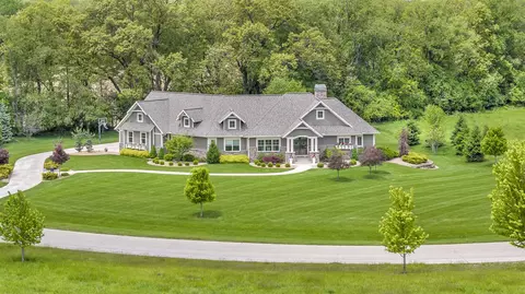 4996 Nantucket, Jackson, MI 49201