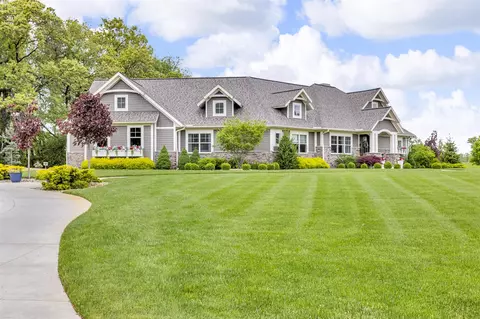 Exterior - 4996 Nantucket, Jackson, MI 49201 photo 8 of 13