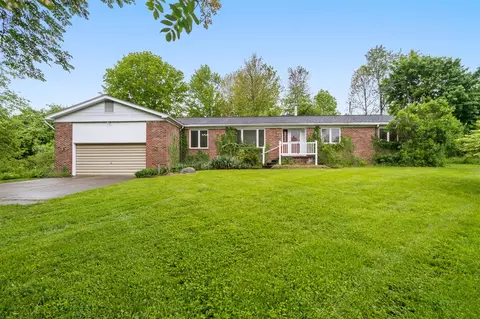 2141 N Parker, Dexter, MI 48130