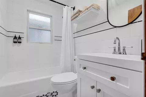 Bath - 5810 N Lakeshore, Deckerville, MI 48427 photo 1 of 1