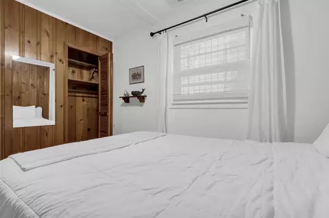 Bedroom - 5810 N Lakeshore, Deckerville, MI 48427 photo 3 of 3