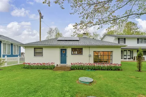 5810 N Lakeshore, Deckerville, MI 48427