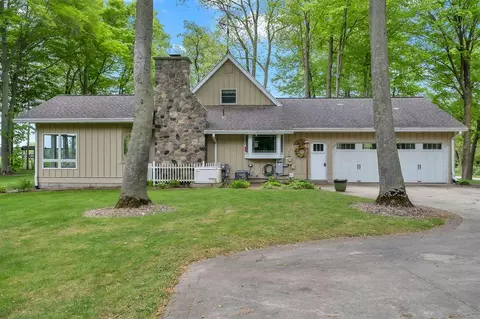 8750 20th, Remus, MI 49340