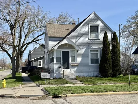 1403 Columbus, Grand Haven, MI 49417
