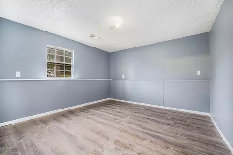 18920 M-86, Three Rivers, MI 49093 photo 17