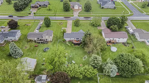 830 E Lyons, Schoolcraft, MI 49087 photo 24