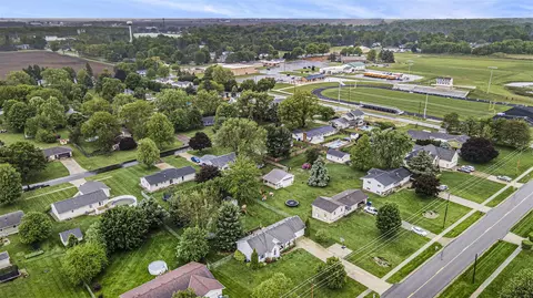 830 E Lyons, Schoolcraft, MI 49087 photo 31