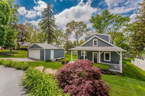 3063 Lansdowne, Waterford, MI 48329