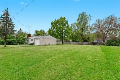 Exterior - 4020 Red Wing, Flint, MI 48532 photo 4 of 4