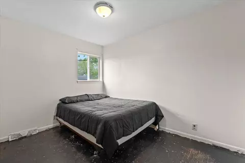 Bedroom - 4020 Red Wing, Flint, MI 48532 photo 2 of 2
