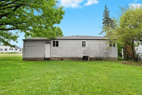 Exterior - 4020 Red Wing, Flint, MI 48532 photo 3 of 4