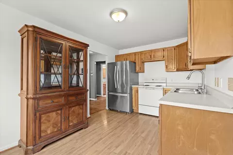 Kitchen - 4020 Red Wing, Flint, MI 48532 photo 3 of 3