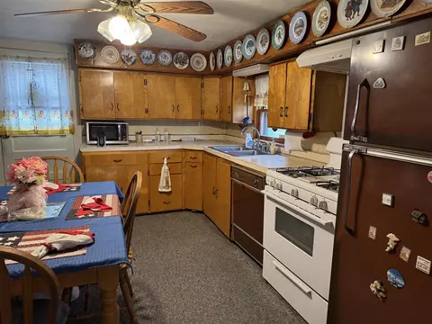 407 Hill, Buchanan, MI 49107 photo 6