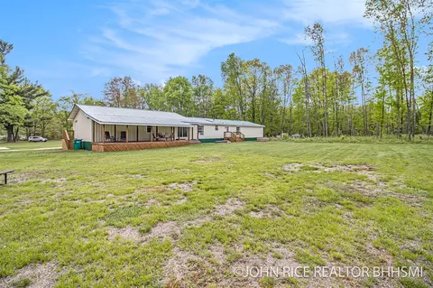 4527 Clareola, Lake, MI 48632