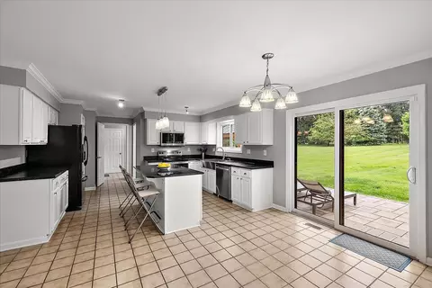 Kitchen - 4047 Ramsgate, Ann Arbor, MI 48103 photo 2 of 5