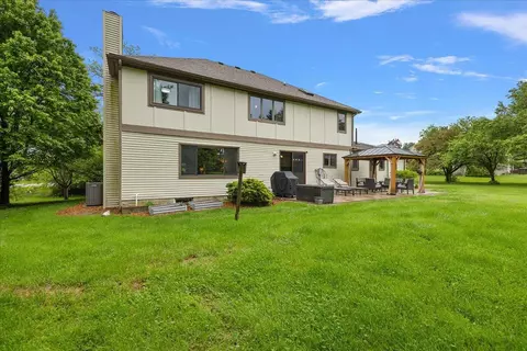 Exterior - 4047 Ramsgate, Ann Arbor, MI 48103 photo 7 of 12