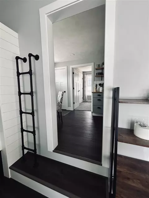 Entry Way - 855 W Locust, White Cloud, MI 49349 photo 2 of 3