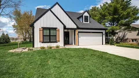 10399 Maple, Canadian Lakes, MI 49346