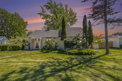 17724 North Shr, Spring Lake, MI 49456