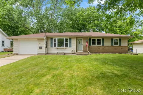 4117 Illinois, Wyoming, MI 49509