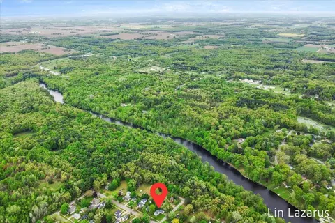 805 Morton, Belding, MI 48809 photo 29