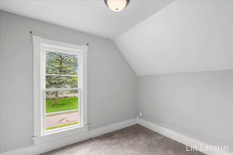805 Morton, Belding, MI 48809 photo 21
