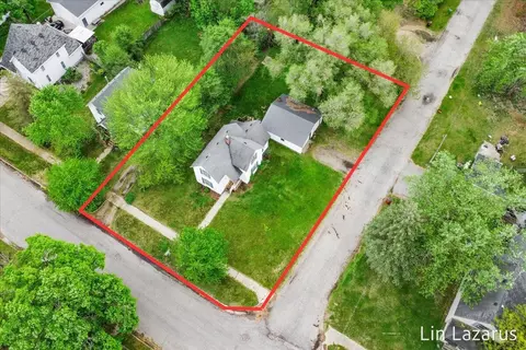 805 Morton, Belding, MI 48809 photo 4