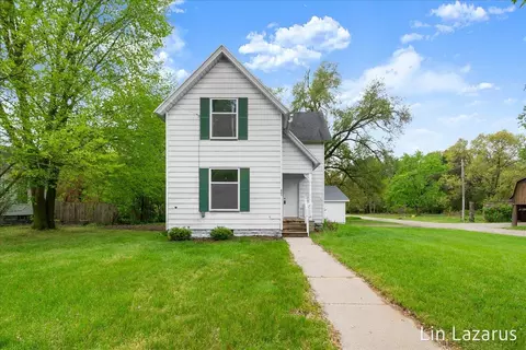 805 Morton, Belding, MI 48809 photo 27