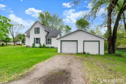 805 Morton, Belding, MI 48809 photo 2