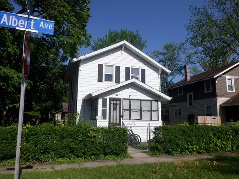 940 Albert, Kalamazoo, MI 49048