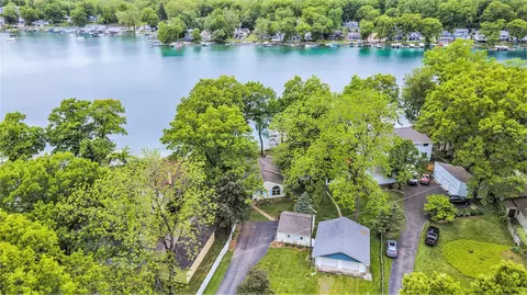 View/Area - 456 E Gull Lk, Augusta, MI 49012 photo 13 of 14
