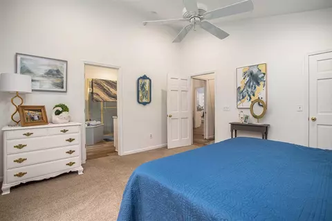 Bedroom - 456 E Gull Lk, Augusta, MI 49012 photo 3 of 5