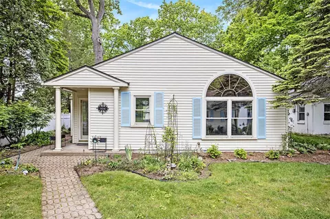 Exterior - 456 E Gull Lk, Augusta, MI 49012 photo 4 of 11