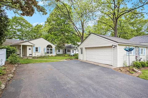 Exterior - 456 E Gull Lk, Augusta, MI 49012 photo 5 of 11