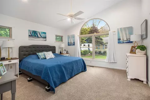 Bedroom - 456 E Gull Lk, Augusta, MI 49012 photo 2 of 5