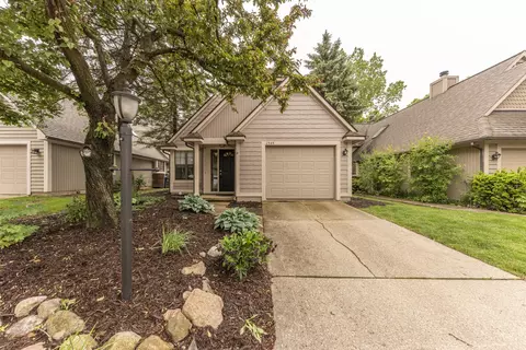 2545 Country Vlg, Ann Arbor, MI 48103