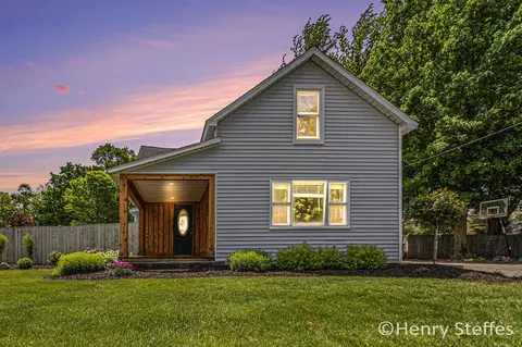 3016 143rd, Dorr, MI 49323