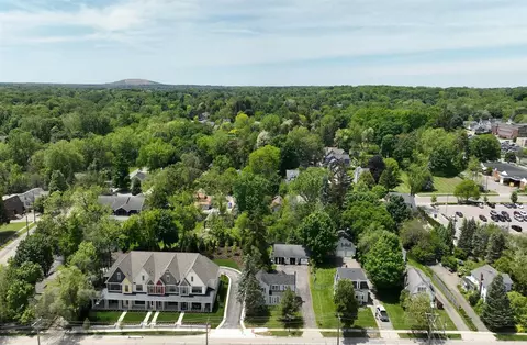248 S S Ctr, Northville, MI 48167